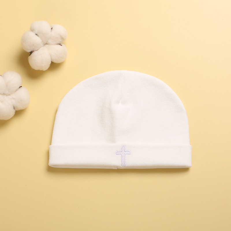 Newborn Cross Embroidery Beani - Beanie Cuffed Knit recension och pris
